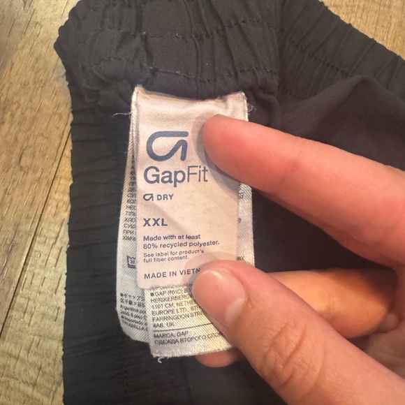 GapFit Youth Black Shorts - Picture 3 of 3